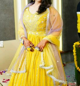 Heavy gown