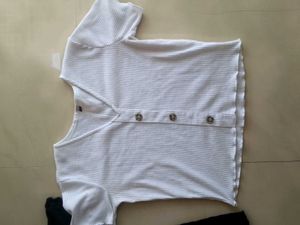 Ribbed Black &amp; White Crop Top Combo For Women