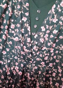 Elegant Green Floral Chiffon Midi Dress 💚