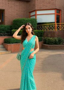 🩵✨Teal Floral Saree with Matching Blouse