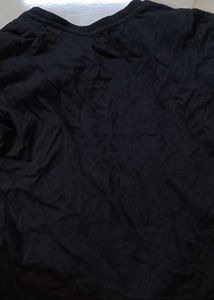 black tee