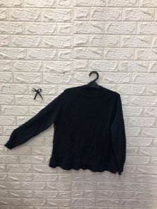 Navy Blue Pullover Sweater🌷