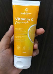 Skinify Vitamin C FACEWASH