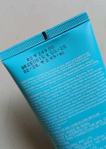 Dot &amp; Key Hydrating Gentle Face Wash