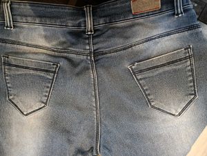 Stylish Ankle Slit Jeans