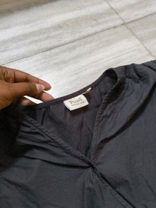 I'm Selling A Party Wear Black Top