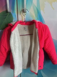 Heavy kids jacket for 8yrs old.