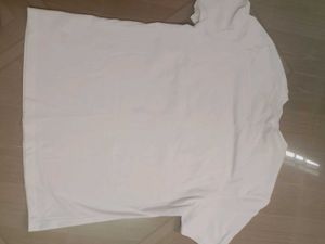 New URBAN REVIVO t.shirt for women