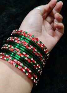 Festive Red & Green Bangles