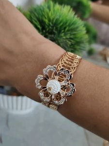 Floral Gold Tone Bracelet