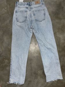 Zara High Rise Slim Jeans – Light Blue, EU36 (UK8)