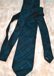 Zodiac Branded Blue Plaid Tie Pure Silk