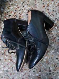 Black Formal Heeled Boots