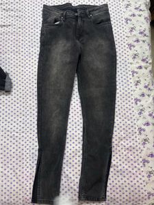 Ankle Slit Skinny Fit Grey Jeans