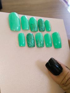 Green Glitter Press-On Nails