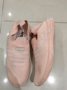 Women Casual Shoes but Lite dust
