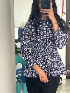 Selling A New &amp; Beautiful Top!!