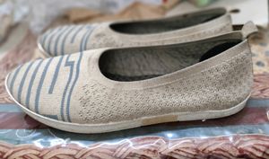 Used Canvas Ballerinas