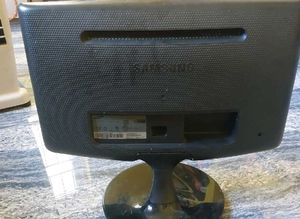 Samsung Original Monitor White Display Problem