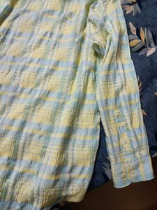OVERSIZED PLAID BUTTON-DOWN