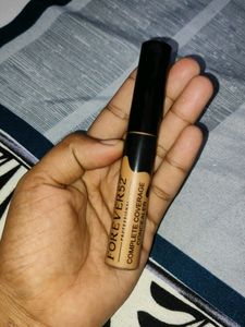 Forever 52 Concealer