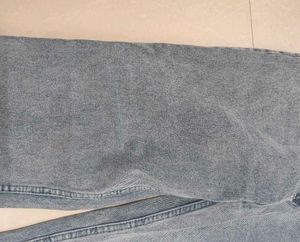 Grey Coloured Straight Pant