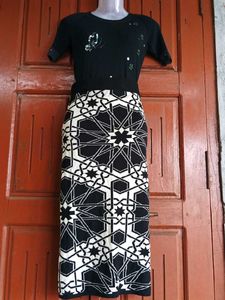 Black Embellished Top &amp; Geometric Skirt Set