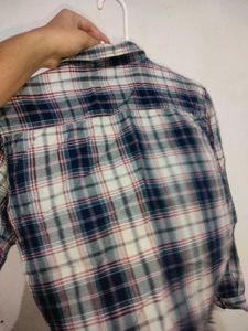 Trendy Cropped Plaid Shirt
