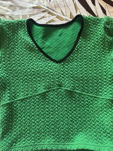 Women Green Crop Sweater 😍