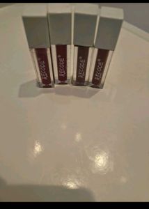 Recode Lip Gloss Set of 4 new unuse no coin