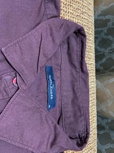 HIGHLANDER Burgundy Solid Shirt (Size M)