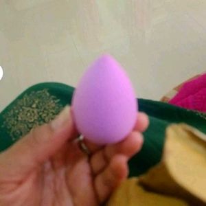 HudaBeauty Beauty Blender