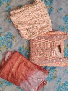 Floral Embroidered Kurta