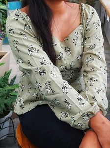 Sexy Clinched Waist Crop Top