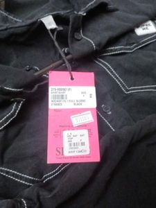 Black Cropped Shirt