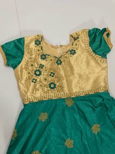 Elegant Green &amp; Gold Lehenga Choli