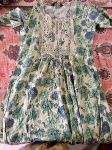 Embroidered Palazzo with 4 tops and 3 pants