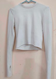 Off White Skinny Fit Crop Top With Thumbhole