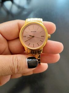 Women&#39;s Gold Tone Watch