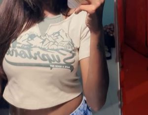 Graphic Print Crop Top