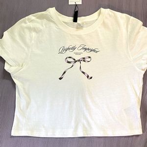 H&amp;M Coquette Printed Cropped T-shirt