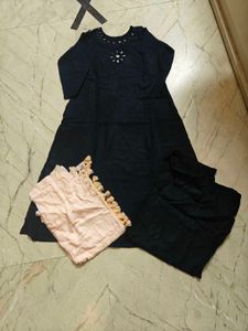 Elegant Navy Blue Kurta Set