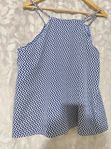 Blue &amp; White Chevron Print Top - XXL