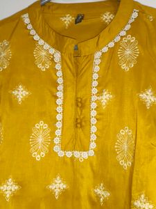 Heeposh Full Chikankari Kurta Pant Set
