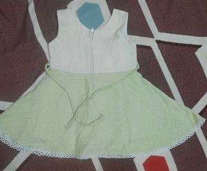 Cute Baby Dress..... Hurry Up Combo Of 5 Sets
