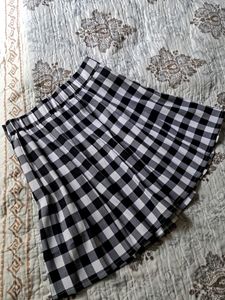 Korean Skirt Nd T Shirt