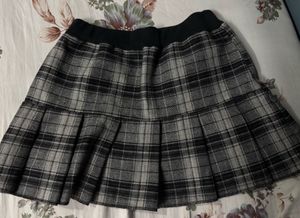 black grey plaid mini skirt