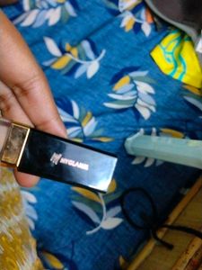 Manish Malhotra Concealer