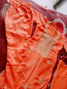Kurta Set With Dupatta And Pant