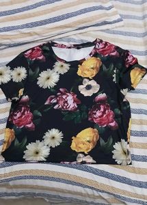 Floral Print T-Shirt - XXL Size